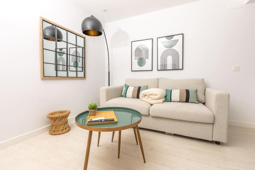 Lejlighed Carreteria 51 Increible Centro Historico Sinesedesignhomes Málaga